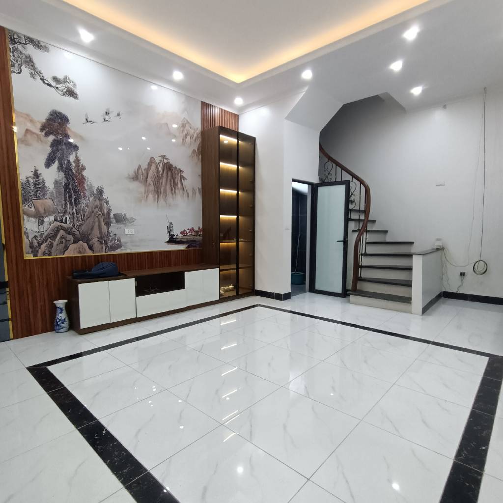 Dương Văn Bé – 38m – 5 Tầng Xây Mới – 30m Ra Mặt Phố _8,4 tỷ