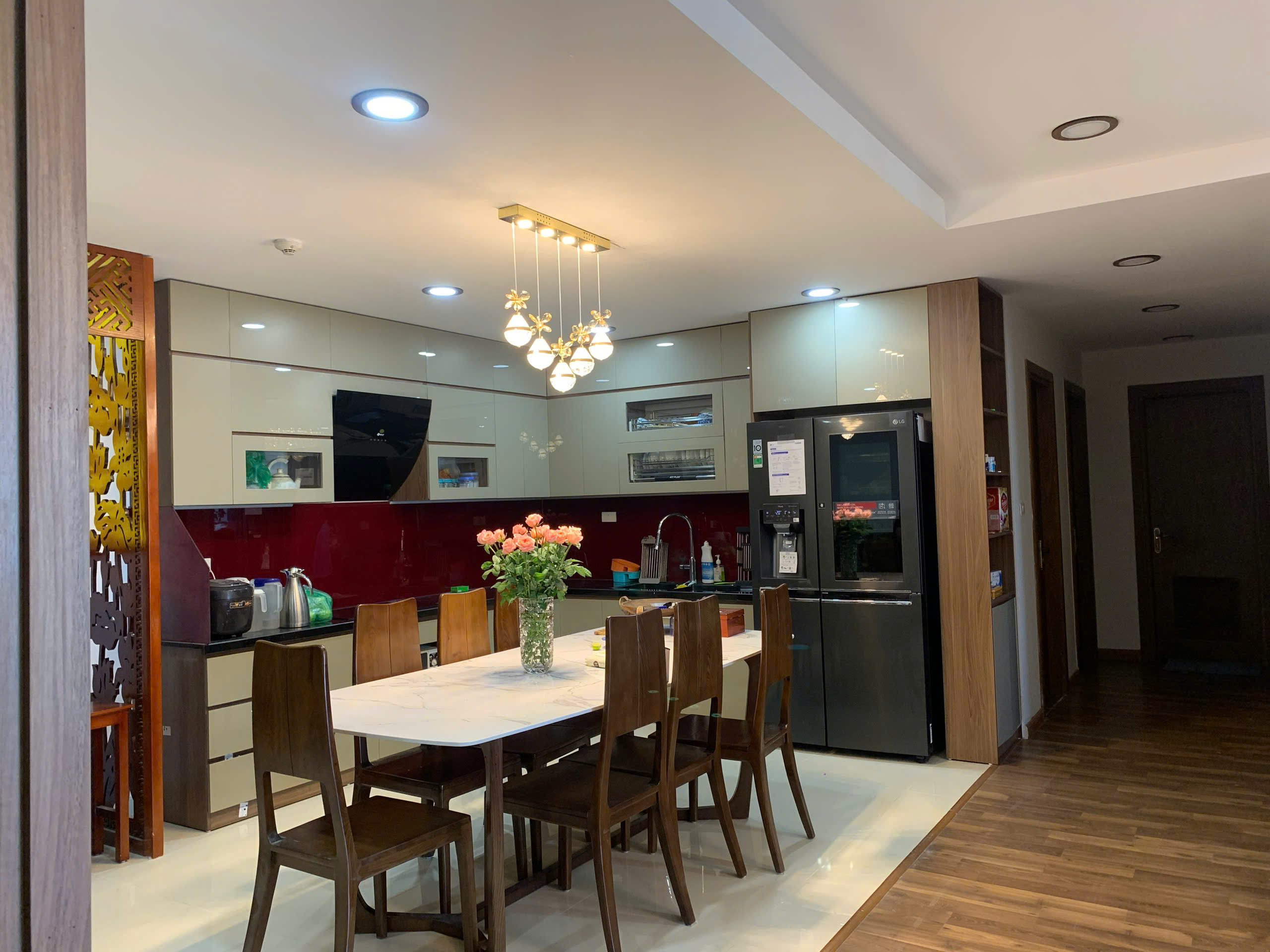 Rẻ duy nhất căn 4N 2WC 162m2 Goldmark view thoáng, tầng cao, sẵn sổ, giá nhỉnh 12ty