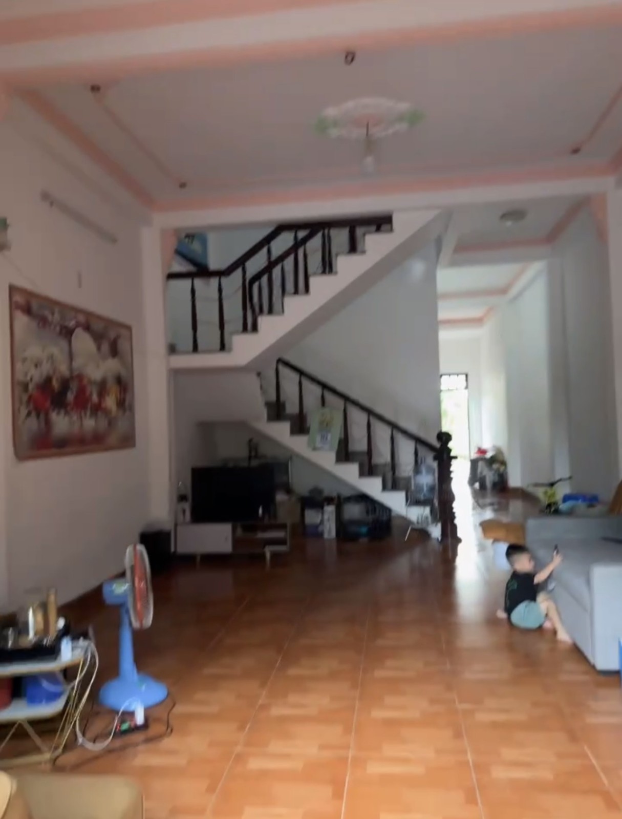 Nhà 3 tầng mặt tiền Lê Văn Tâm Ngũ Hành Sơn – gần biển, giá chỉ 8.6 tỷ