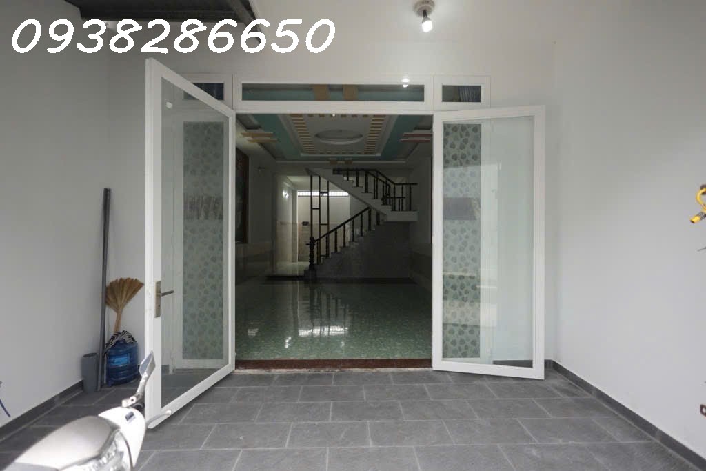 Nhà Đẹp Vào Ở Ngay - Hẻm Ô Tô - 3 Tầng Lầu - Ngang 5m - DT: 70m2 - Giá: 4,680 Tỷ..TL.