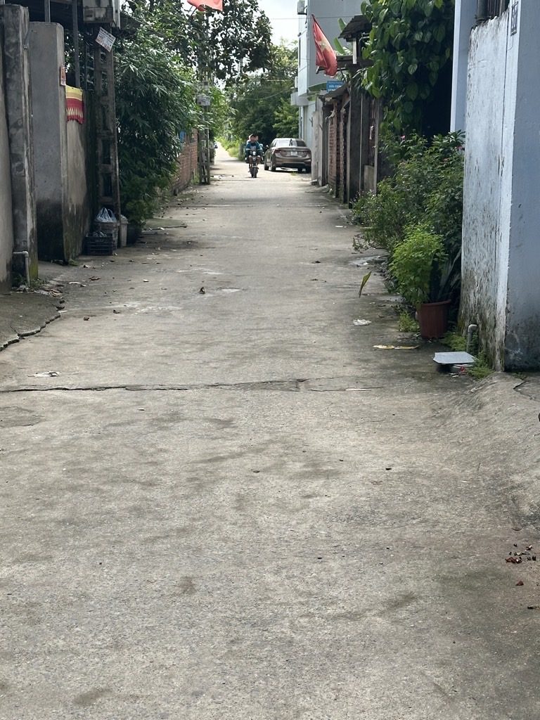 Bán Đất Đề Trụ, Gia Lâm 170m, Chỉ 6,5 tỷ. Ô tô tải qua, trục chính đường liên thôn.