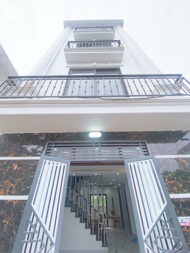 Bán nhà Thanh Nhàn, Hai Bà Trưng, DT80Mx4 tầng, mặt ngõ to,oto đỗ cửa, thang máy chờ, ở ngay