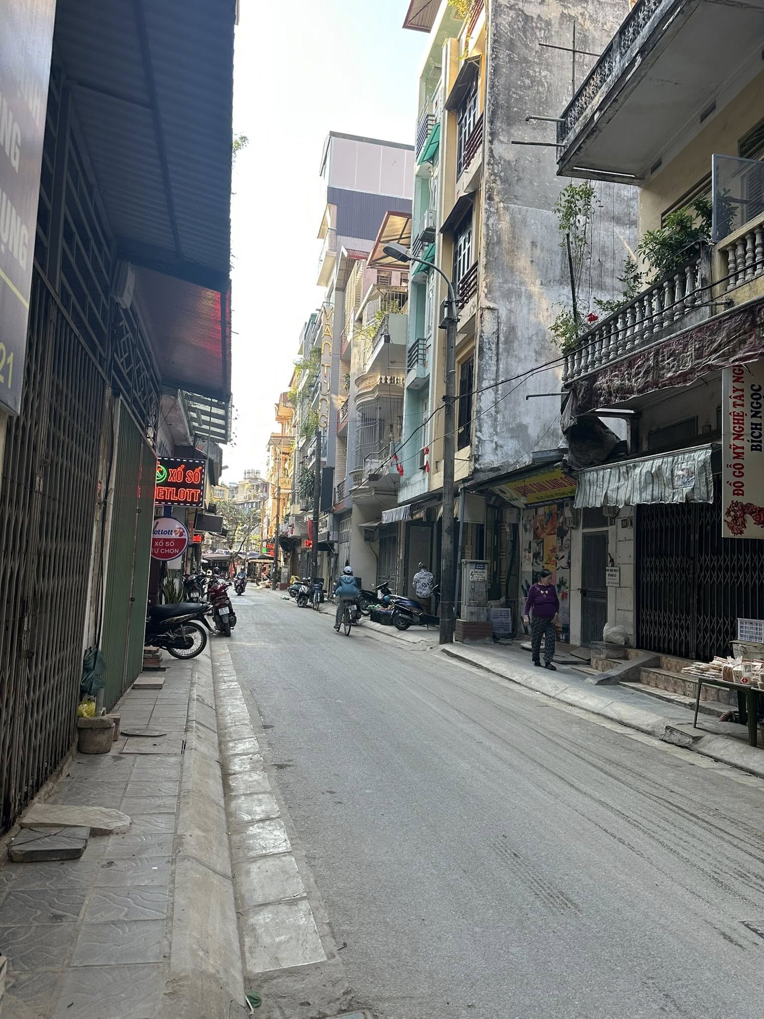 MẶT ĐƯỜNG, 800A NGHĨA ĐÔ, CẦU GIẤY-VỈA HÈ-Ô TÔ-KD:53M X4T, MT 3,7M, GIÁ 22,5 TỶ