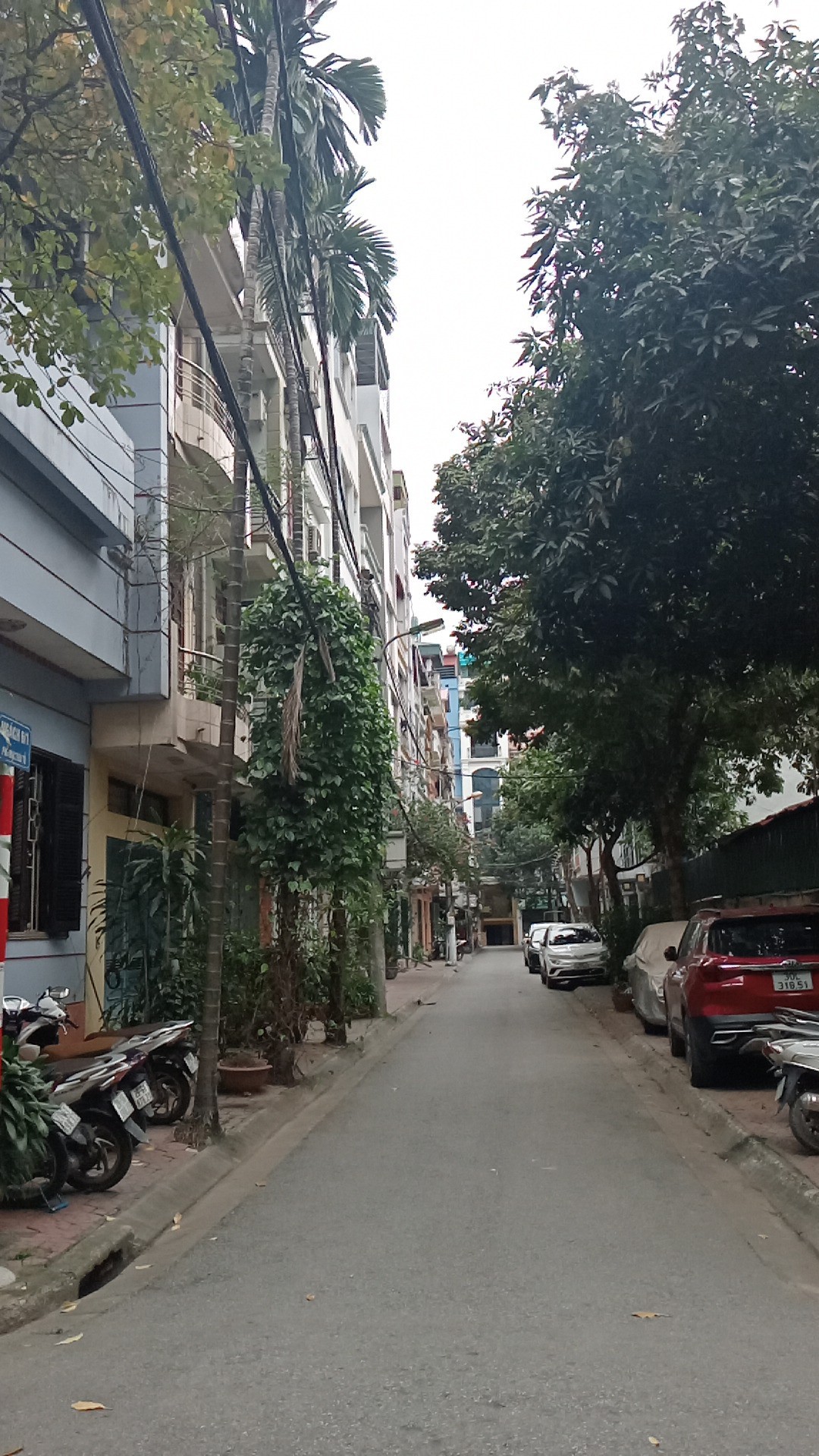 Cần Bán Gấp Căn Nhà Phân Lô Đường Trung Kính Mạc Thái Tổ Yên Hòa Cầu Giấy Diện Tích 55 m² mặt tiền 4,25 m xây 7 tầng thang máy giá 34,9 tỷ