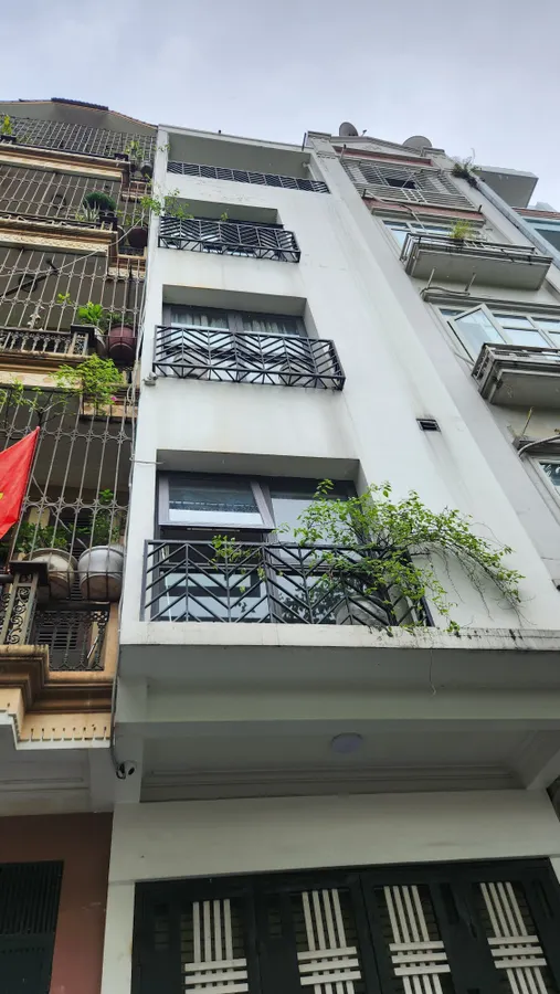 [871] ĐỈNH CAO PHÂN LÔ! PHỐ PHẠM TUẤN TÀI, Ô TÔ TRÁNH/ĐỖ, VỈA HÈ! 48M MT 3.3M, Ở + VP CỰC LÝ TƯỞNG!