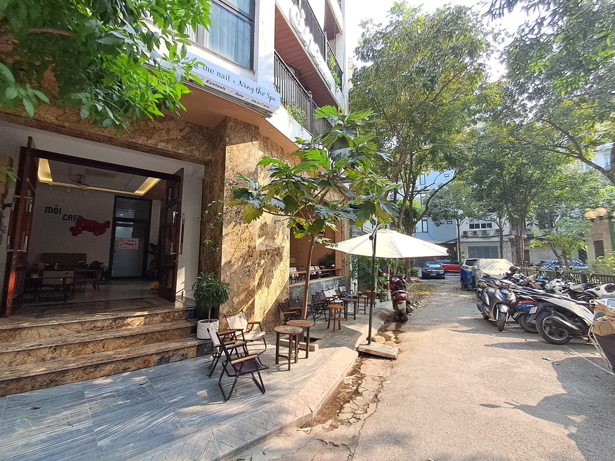 Bán Nhà Nguyễn Khánh Toàn. Cầu Giấy. Thang Máy. Lô Góc. Ô Tô. DT 112m2. MT 23m. Giá 69,5 Tỷ.