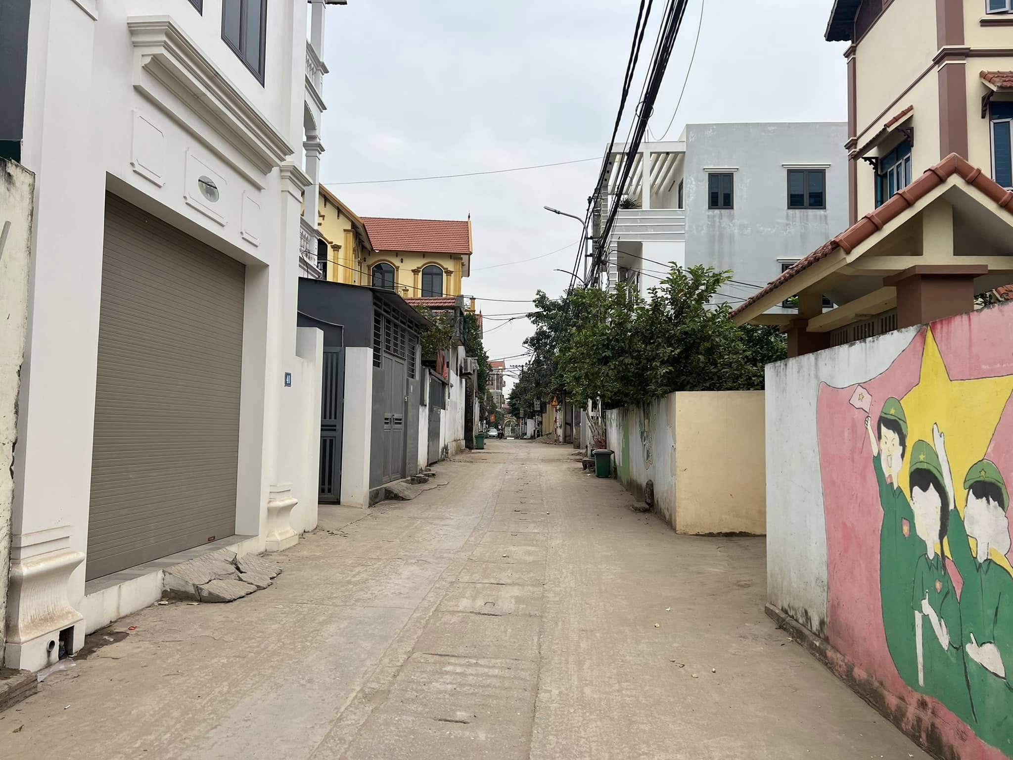 [Chủ cần bán gấp] Bán nhanh nhà Mai Dịch, lô góc 3 thoáng, 38m2, 8.45 tỷ