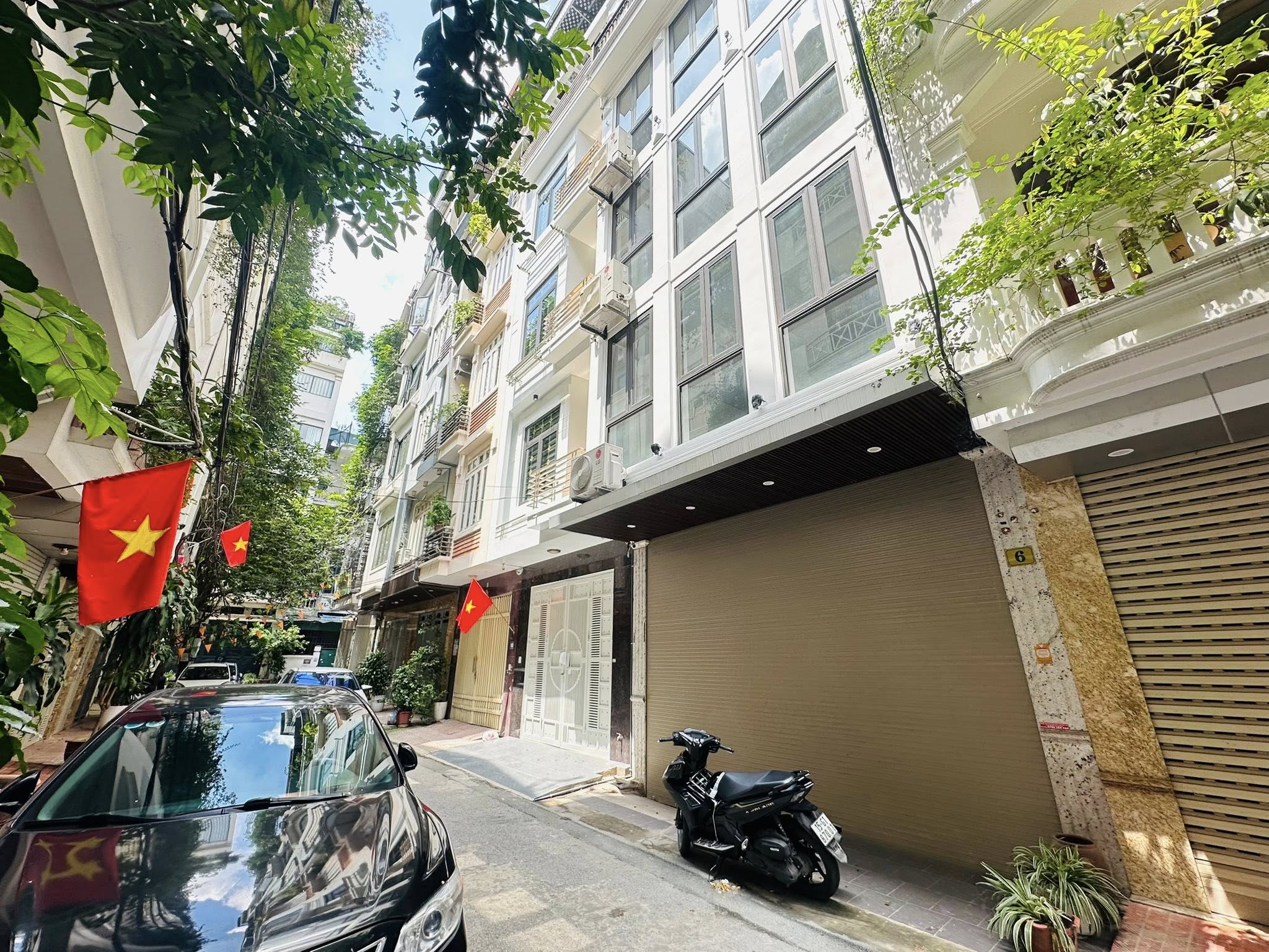 TÒA NHÀ THANH XUÂN HIẾM VĂN PHÒNG 8 NỔI - 1 HẦM KẾT HỢP Ở VÀ KINH DOANH - Ô TÔ TRÁNH,THANG MÁY NHẬP