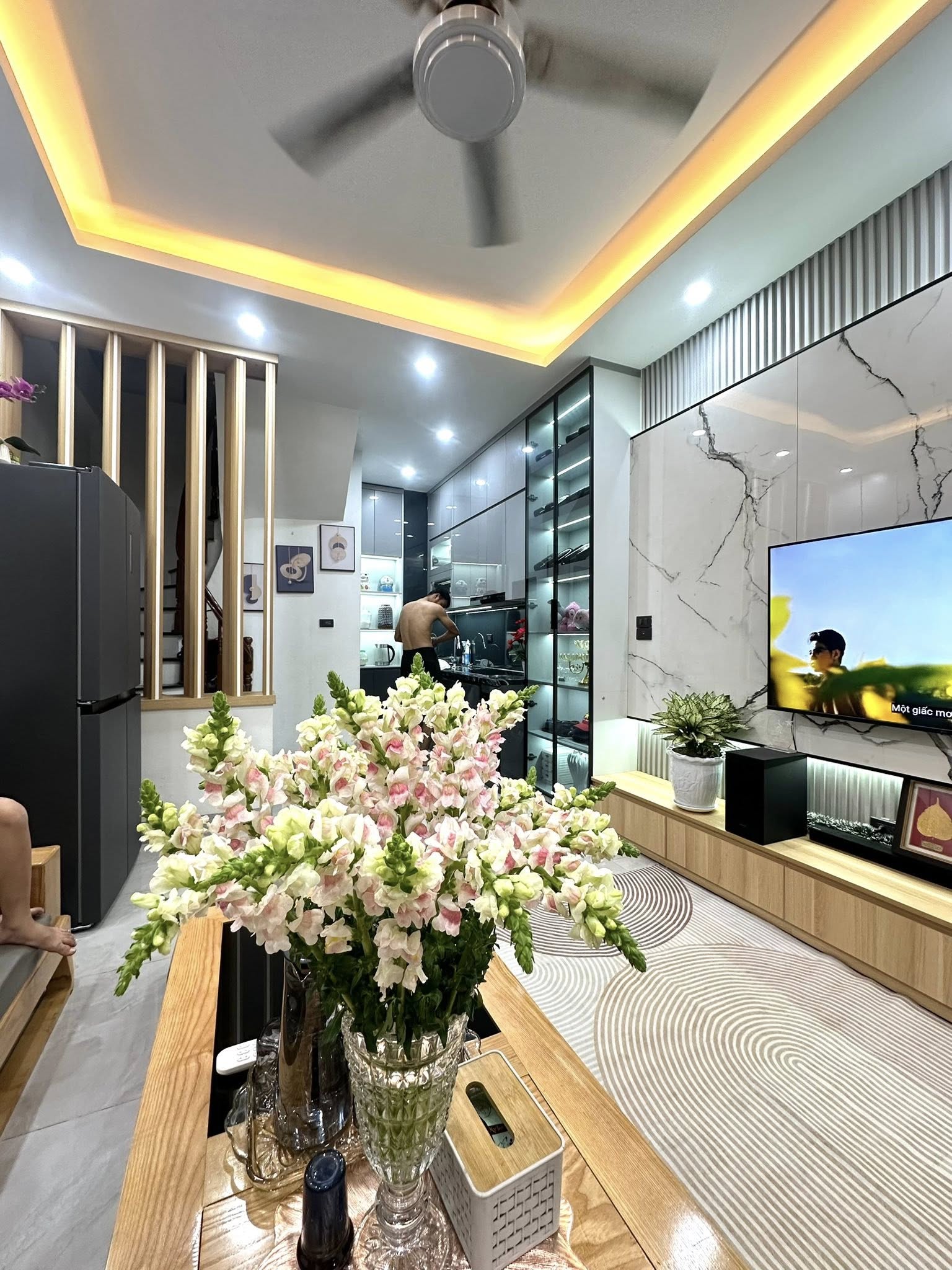 Bán nhà Khương Trung, Thanh Xuân, 5 tầng – Ngõ thông – oto đỗ cửa, full nội thất xịn, tiện ích bao quanh