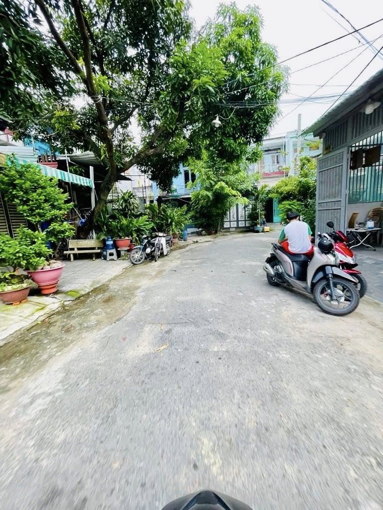 GẦN ĐẦM SEN – HẺM XE HƠI – NHÀ 2 TẦNG MỚI ĐẸP – 48M² – GIÁ CỰC MỀM