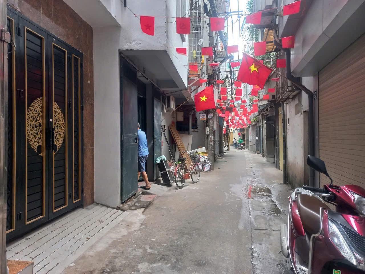 DÒNG TIỀN LỚN, NGÕ THÔNG RỘNG, 6 TẦNG THANG MÁY, 15 PHÒNG VŨ TÔNG PHAN, HÀNG XÓM CC FIVESTAR