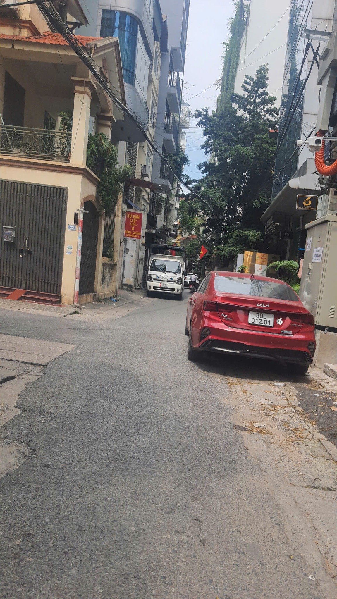 Siêu hiếm, bán nhà khuTây Hồ, ô tô vào nhà, 6 tầng thang máy, 140m chỉ 42.5 tỷ