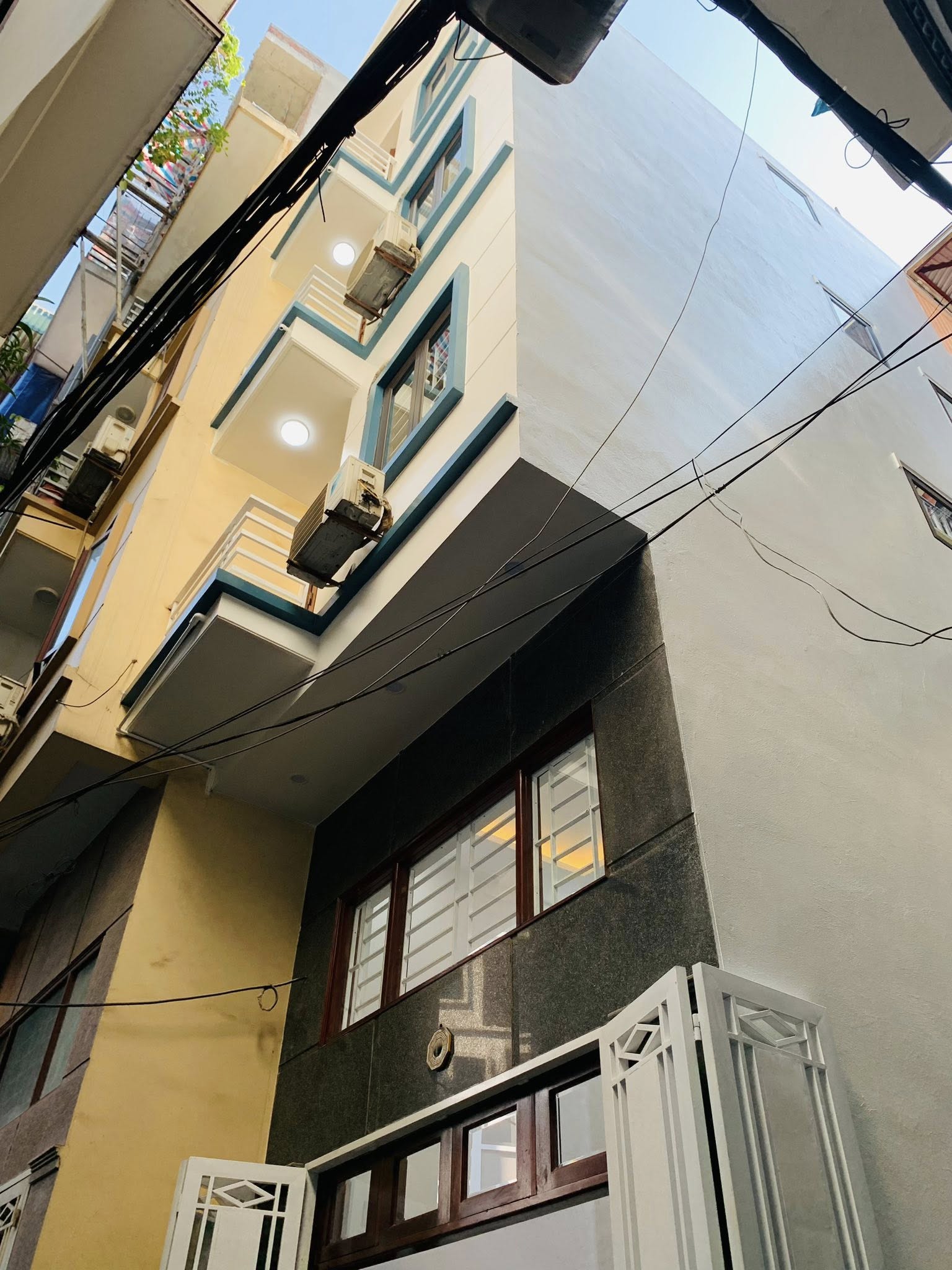 Kim Giang – Lô Góc 3 Thoáng – Nhà Mới Đẹp, Vào Là Thích – 10.6 Tỷ