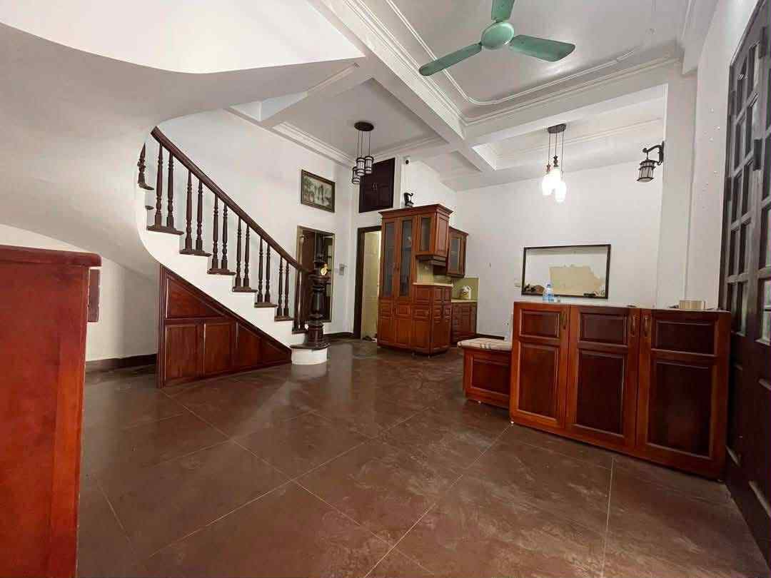 Bán nhà 5Tx40m2 KĐT Văn Quán – Mặt đường 2 ô tô tránh, trung tâm Hà Đông