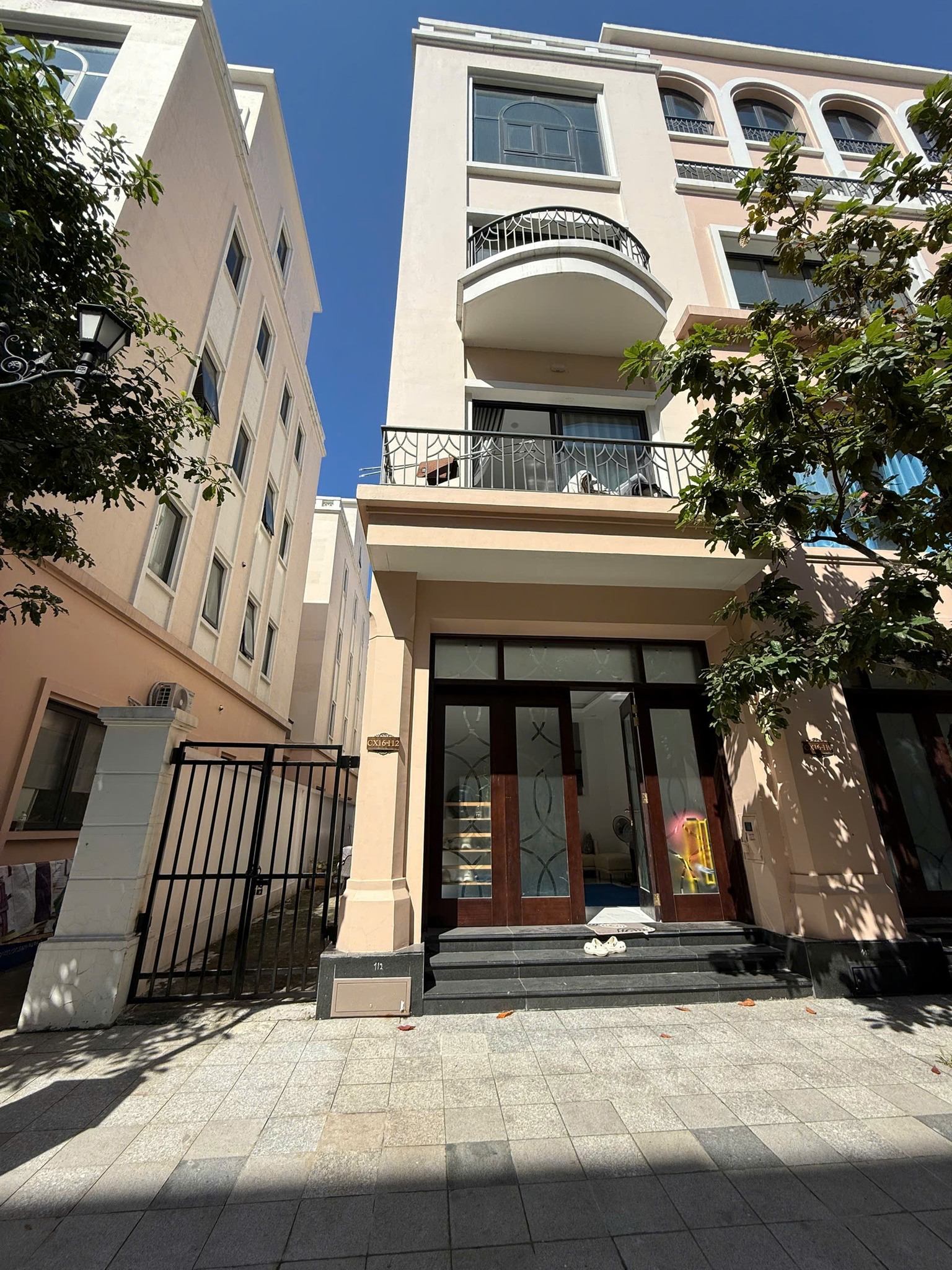 (XẺ KHE) Bán LK Cọ Xanh 93mx5T nhỉnh 11 tỷ Ocean Park 2 hoàn thiện có sổ gần công viên