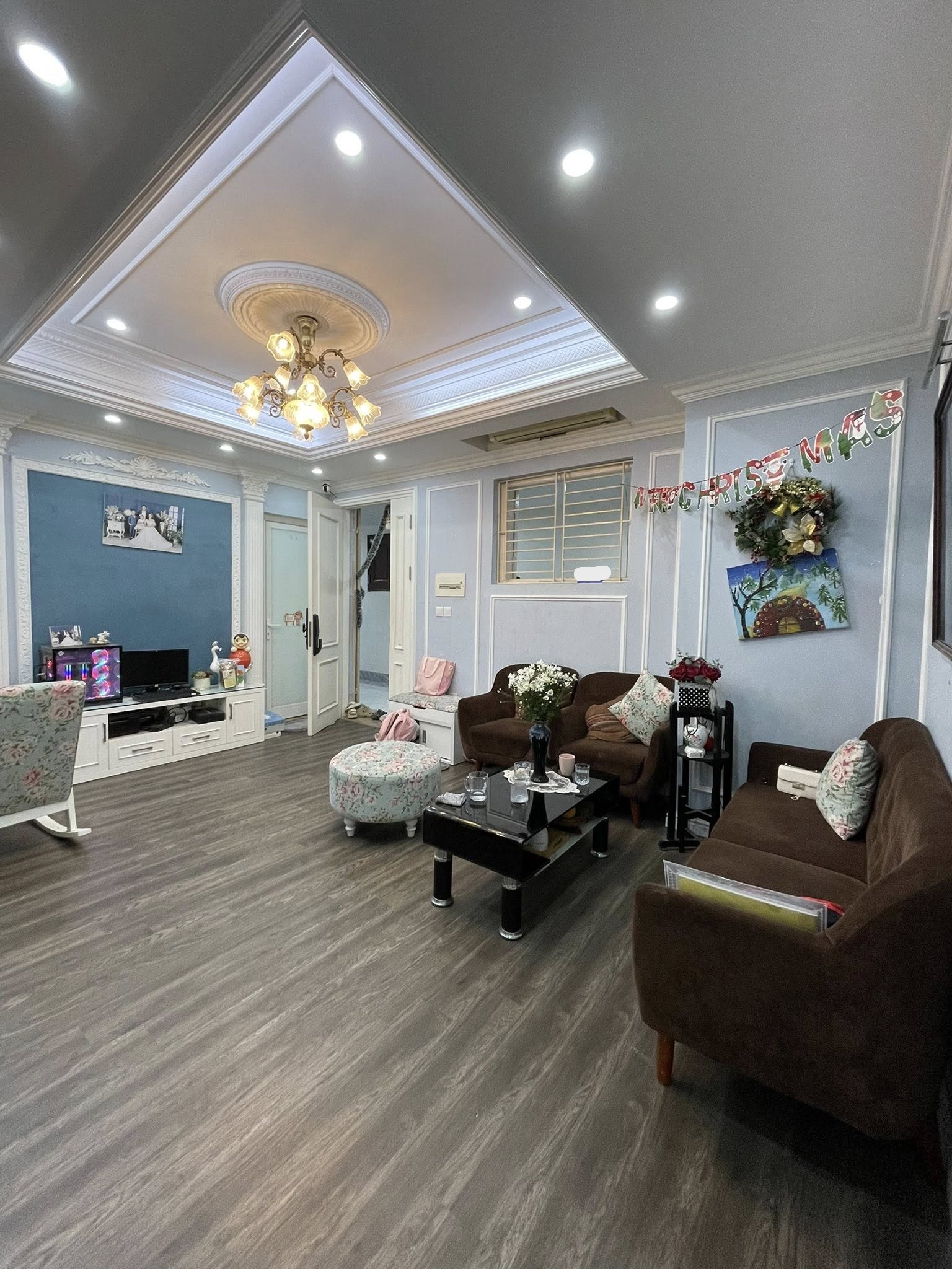 Chung cư 335 Cầu Giấy 90m2 / 3PN Nội thất hiện đại, chỉ 8.8 tỷ, vô vàn tiện ích