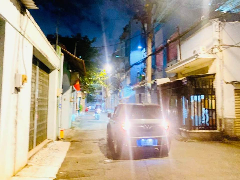 HXH QUAY ĐẦU VƯỜN LÀI – 112M NỞ HẬU – 2 TẦNG – NHÀ MỚI Ở NGAY NHỈNH 10