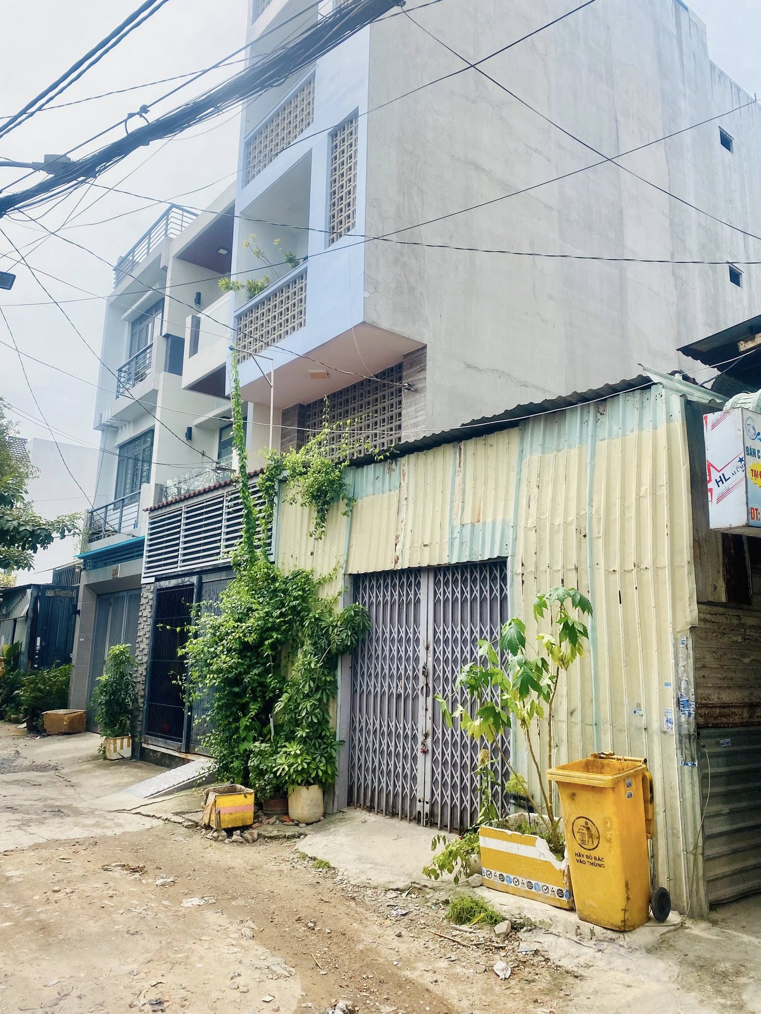 NGAY ĐHCT – 2P AEON MALL – HẺM TẢI THÔNG – NHÀ C4 90M NGANG 5 – CHỈ 6.X TỶ