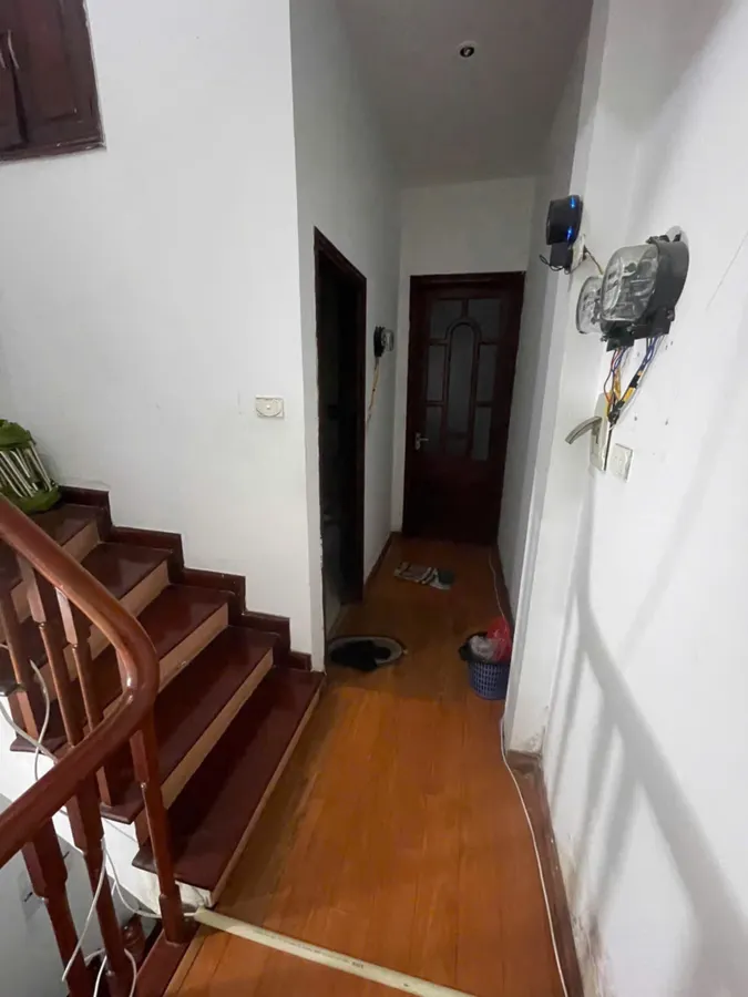 Bán Nhà Phố Hoàng Văn Thái 65m x 6 tầng Vỉa Hè K/D Giá Bán 14.2 Tỷ