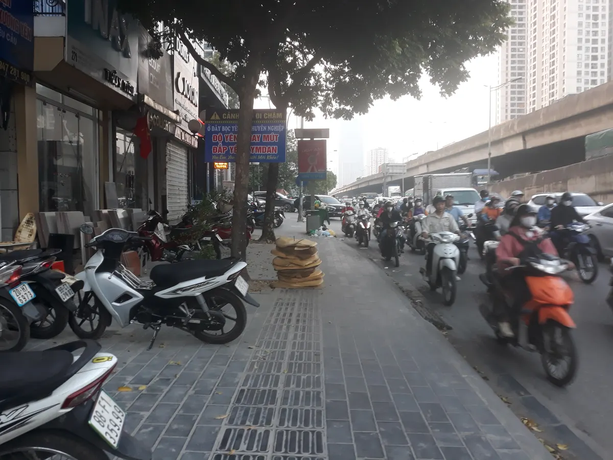 Bán Nhà Mặt Phố Khuất Duy Tiến 78/215m Mặt Tiền 17m Lô Góc 42 Tỷ Thanh Xuân