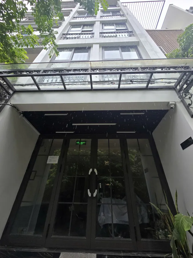 [256] BÁN CCMN HOT HIT CẦU GIẤY - CỖ MÁY IN TIỀN - BẢY TẦNG SỪNG SỎ - THANG MÁY ÊM RU - 20 PHÒNG FULL NỘI THẤT - DOANH THU 130 TRIỆU