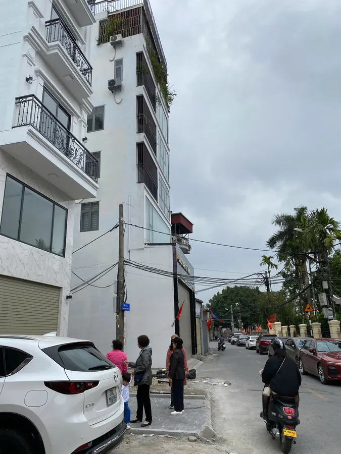 -BÁN NHÀ MẶT PHỐ MAI PHÚC 61M2 7 TẦNG MẶT TIỀN 3.7M, 14.5 TỶ.