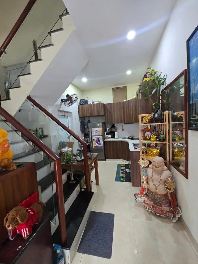 Hiếm Có: MẶT TIỀN 4M - THOÁNG SÁNG - Ở NGAY. Bán nhà THANH XUÂN.