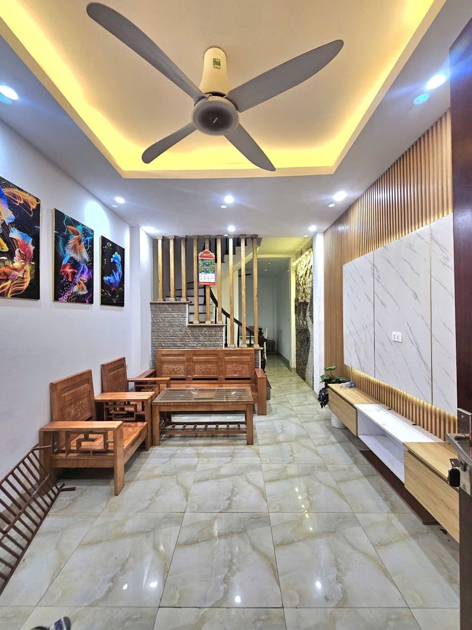 NGỌC THỤY – 34M² – 5 TẦNG – SIÊU PHẨM TẦM GIÁ 7 TỶ – VỊ TRÍ ĐẸP – NGÕ NÔNG THẲNG TẮP – FULL NỘI THẤT VÀO Ở NGAY