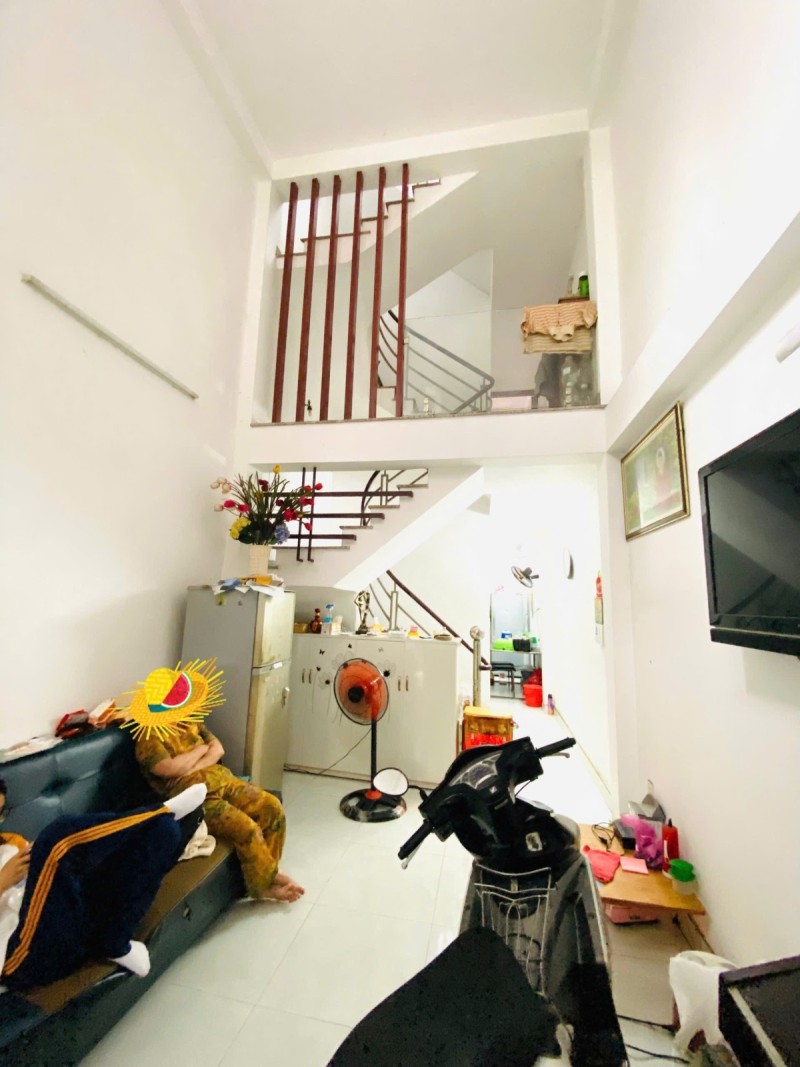 Nhà giảm giá còn 8,5 tỷ 67m2 4x14,5 4 tầng nhà đẹp ô tô 3wc sân thượng