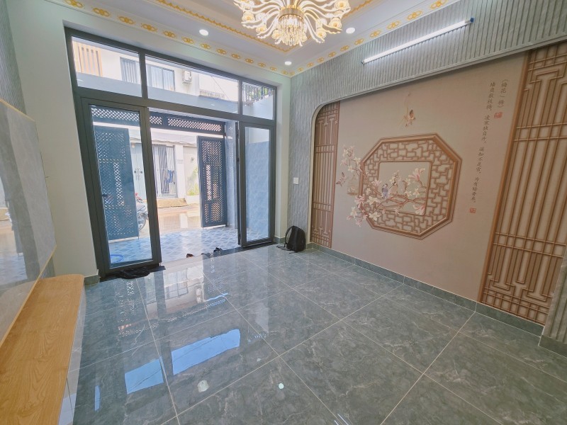 Bán nhà 3 tầng, 4PN hẻm xe hơi đường Số 6, Long Trường, Q.9. TP HCM. DT 56m2, SH, 5.55 tỷ.