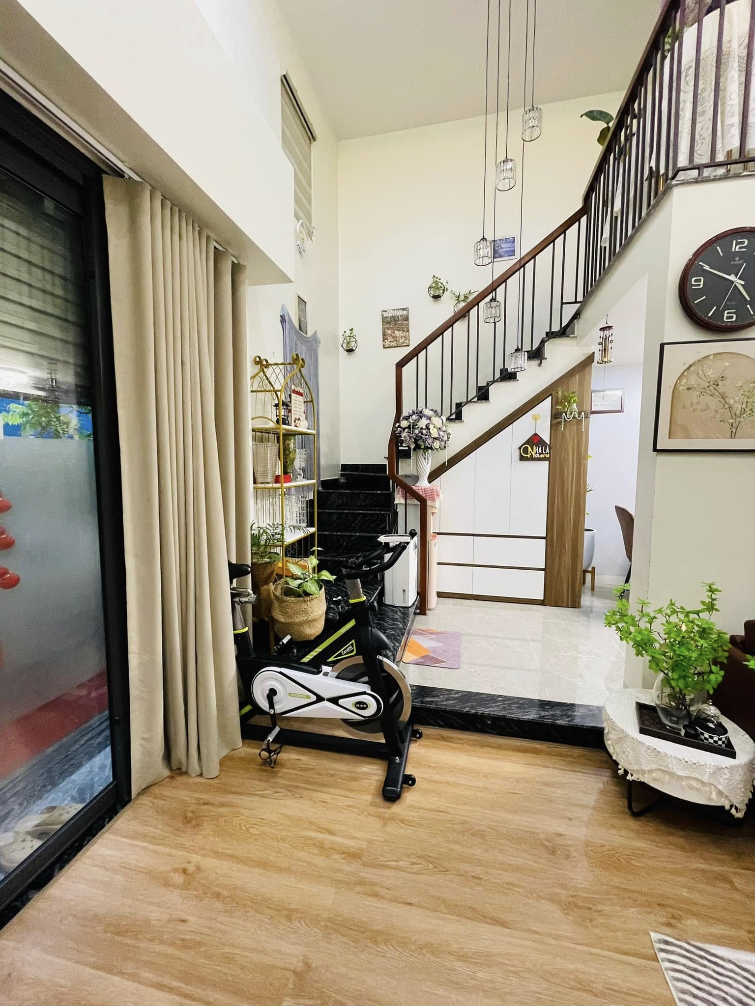 Nhà đẹp Lê Trọng Tấn - Trung tâm ThanH Xuân - nhà 2 thoáng, ngõ rộng, giá nhỉnh 11 tỷ