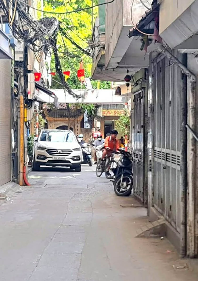 PHỐ HIẾM NHÀ BÁN!!! NHÀ RIÊNG TẠI XUÂN THUỶ/ CẦU GIẤY- DT 48M2- Ô TÔ QUA NHÀ- LÔ GÓC- MẶT NGÕ KINH DOANH