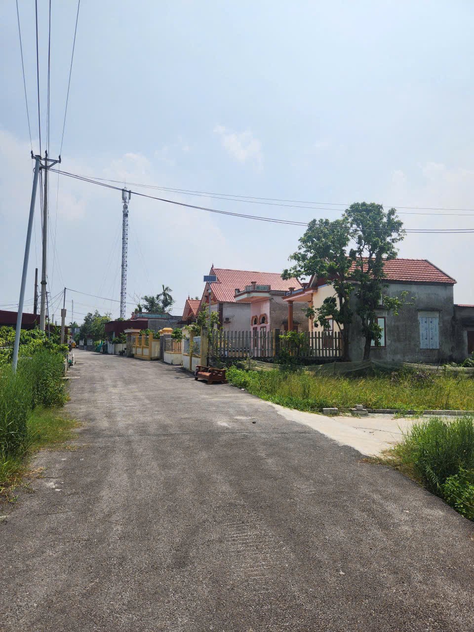 GIÁ HIẾM – LÔ ĐẸP ĐOÀN XÁ 4 MẶT ĐƯỜNG NHỰA 6–7M – ZALO 0567 222 555