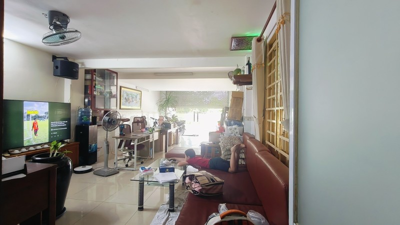 Bán nhà 2 tầng đường 135, Phước Long A, Q.9, TP HCM. DT 85m2, 3PN, SH, 8.9 tỷ.
