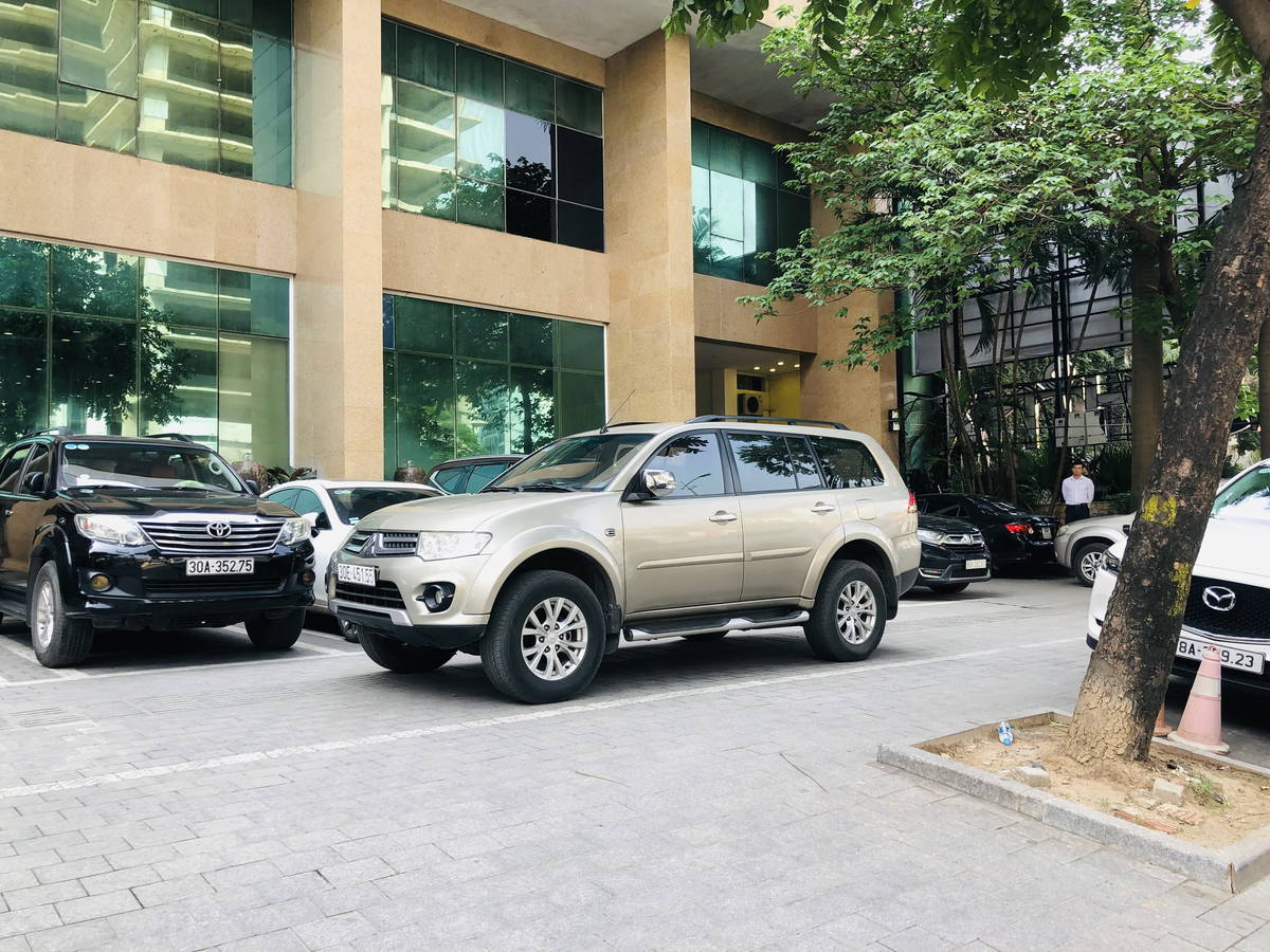 Bán Nhà Mặt Phố Cù Chính Lan. Thanh Xuân. Ô Tô. Vỉa Hè. DT 50m2. 4 Tầng. Giá 22,9 Tỷ