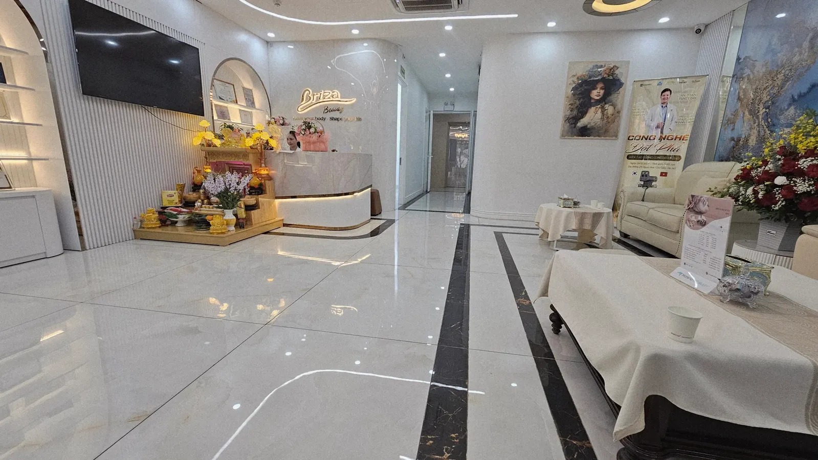 BÁN TÒA NHÀ VĂN PHÒNG MẶT PHỐ QUAN HOA – CẦU GIẤY – 143M² – 8 TẦNG + 1 HẦM – MẶT TIỀN 7.9M – GIÁ 110 TỶ