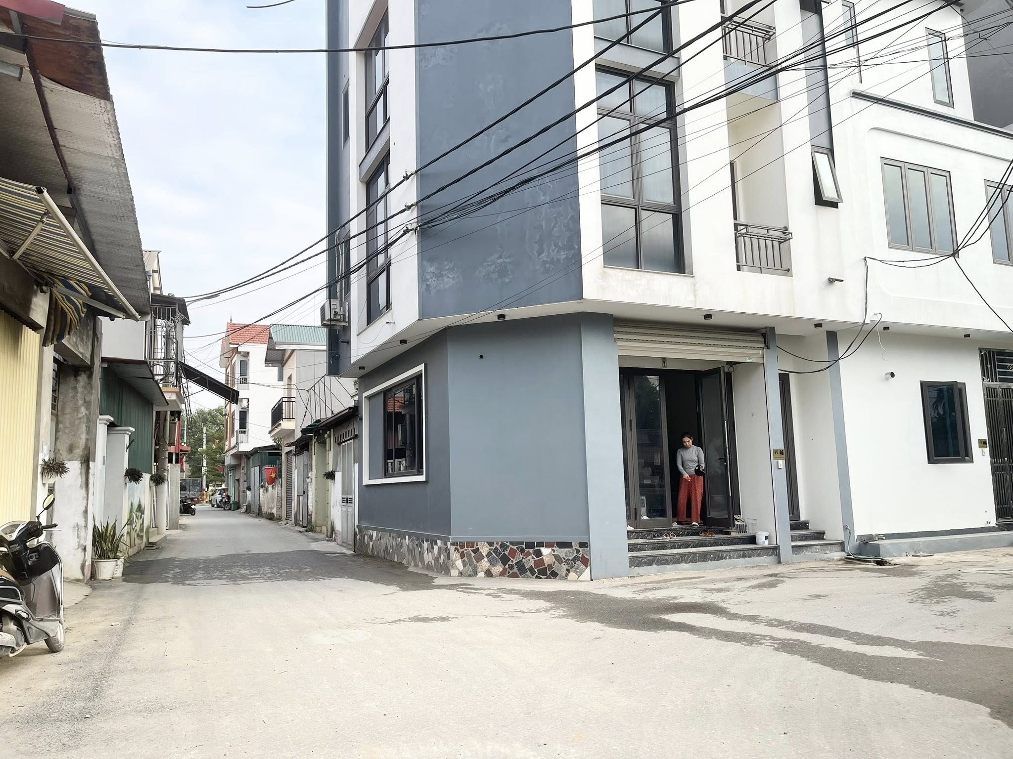 NHÀ ĐẸP MINH KHAI – LẠC TRUNG –HAI BÀ TRƯNG- NGÕ THÔNG – Ô TÔ – TIỆN Ở & ĐẦU TƯ