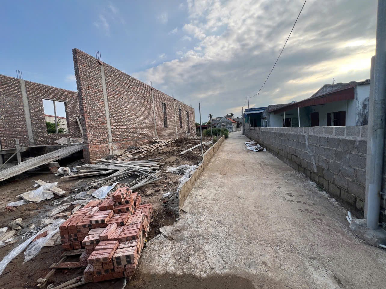 Lô đất giá hiếm – 3 mặt thoáng – đầu tư tăng trưởng mạnh Giá 1.1xx tỷ ZALO 0567 222 555