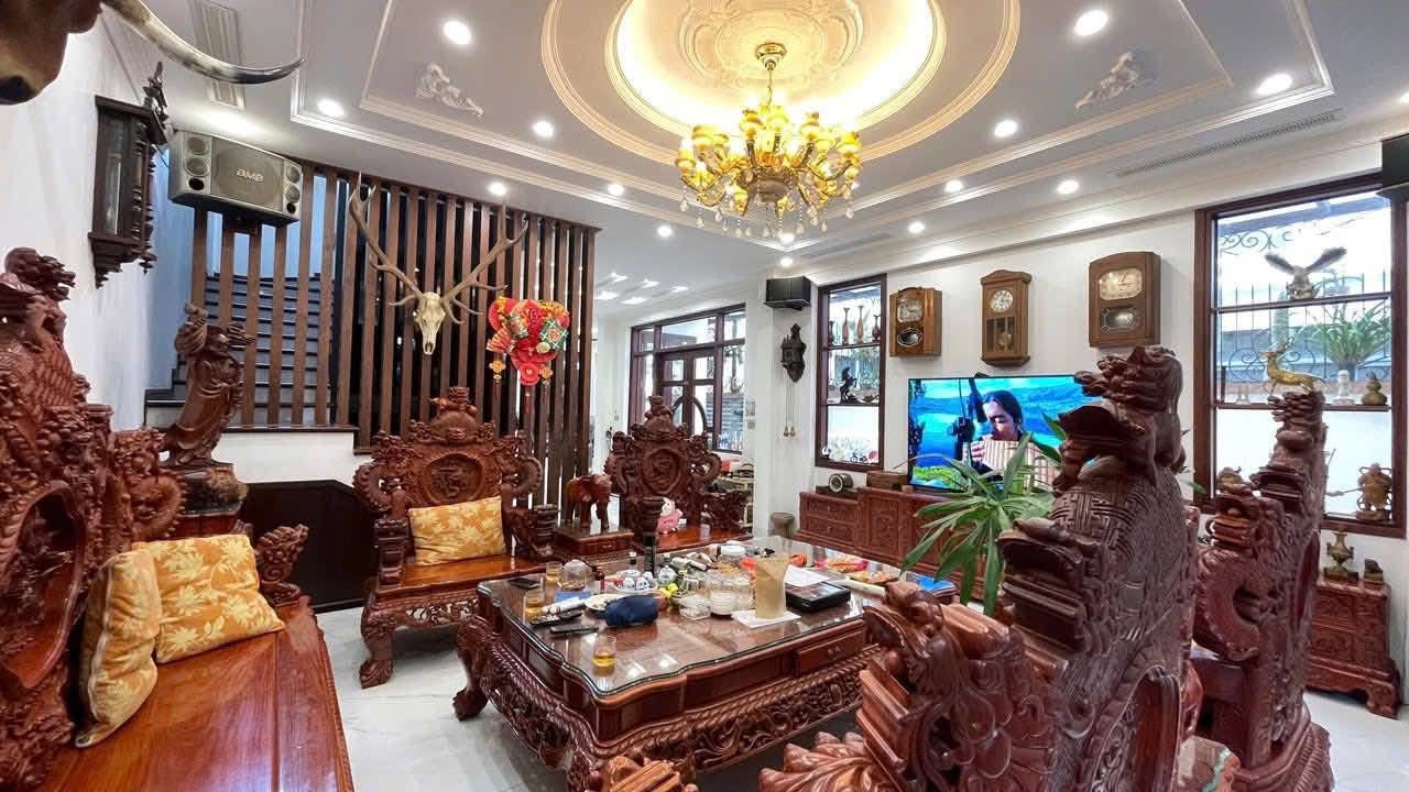 NHÀ 5 TẦNG, PHÂN LÔ PHỐ NGUYỄN THỊ ĐỊNH, VỊ TRÍ ĐẸP, KINH DOANH ĐỈNH, VỈA HÈ, Ô TÔ TRÁNH.