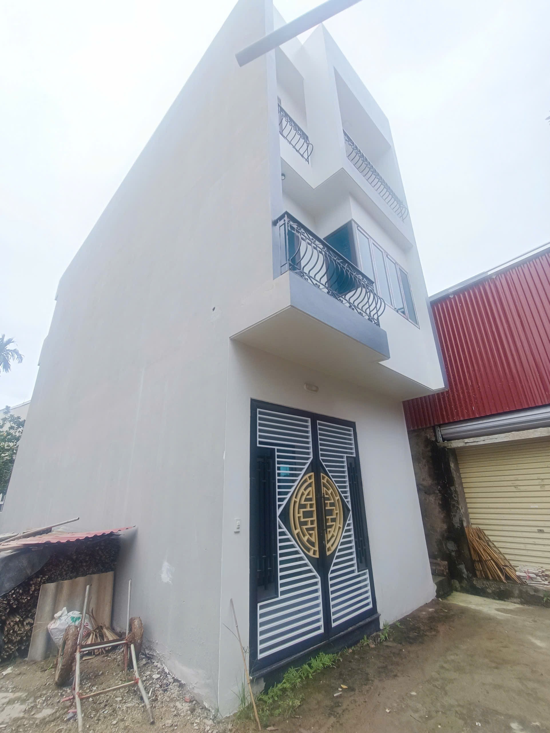 YÊN NHÂN - MÊ LINH - NHÀ ĐẸP MỚI KOONG- LÔ GÓC 3 THOÁNG - 65M² NHỎ 4 TỈ ...