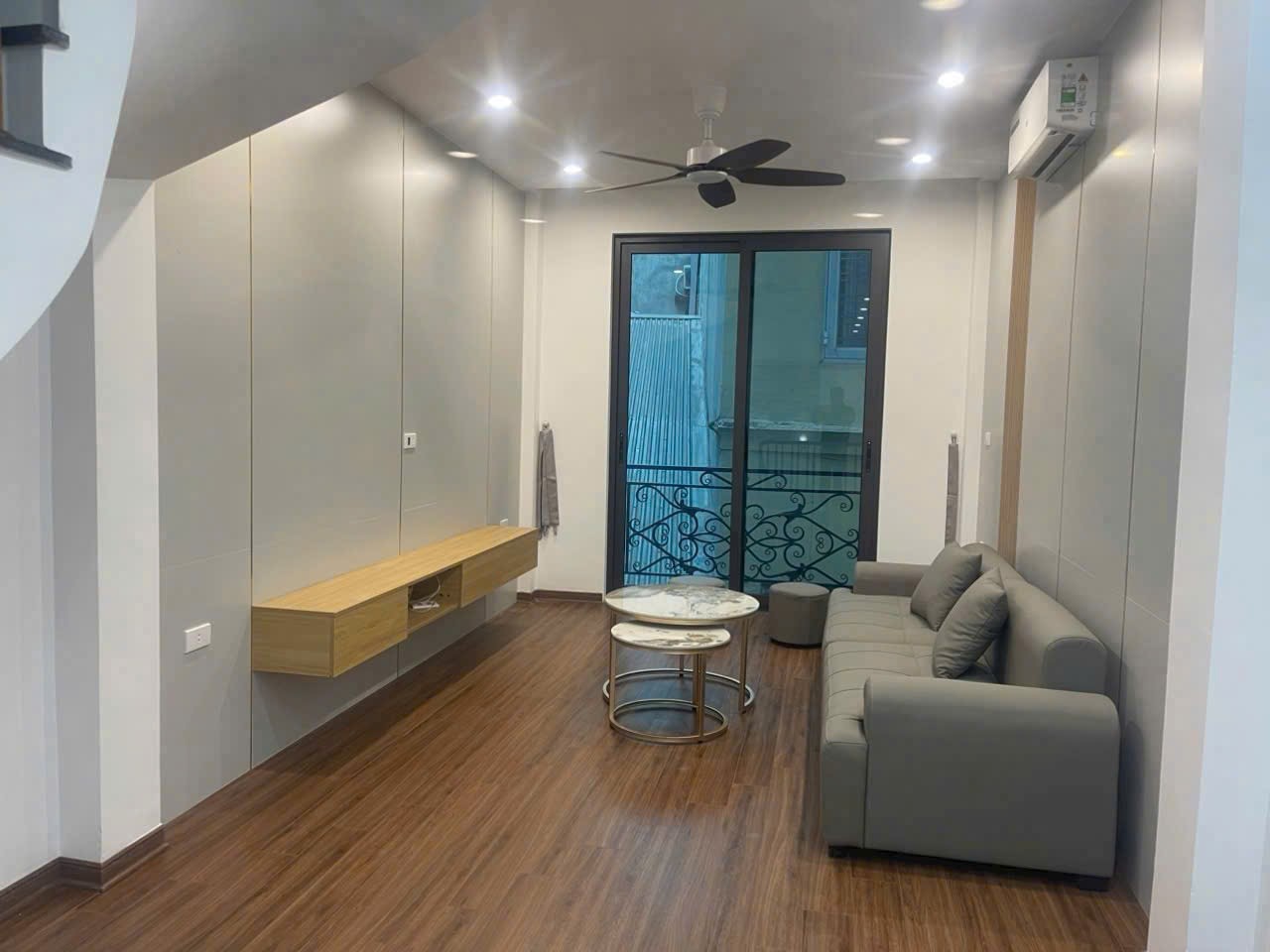 NGUYỄN VIẾT XUÂN - HÀ ĐÔNG - NHÀ MỚI - PHÂN LÔ - Ô TÔ ĐỖ CỬA - 5 TẦNG 40M² 11 TỈ...