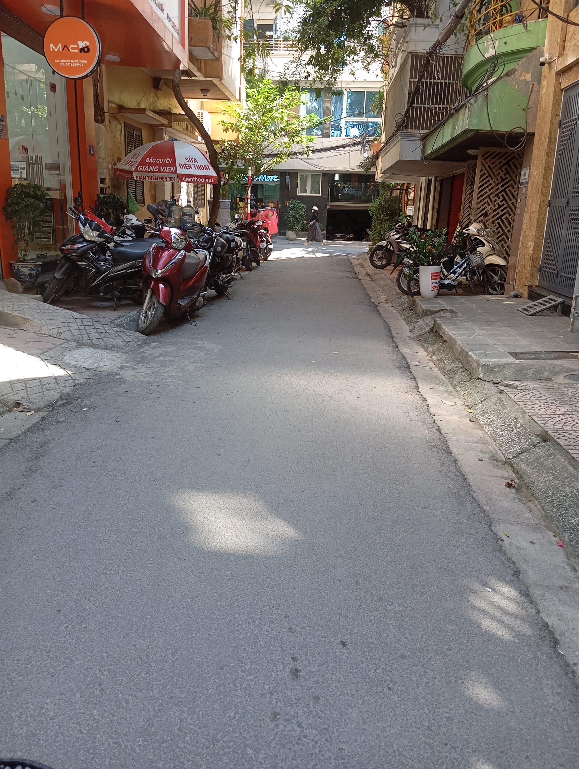 BÁN NHÀ PHÂN LÔ PHỐ THÁI HÀ VÍA HÈ KD 44M , 5TẦNG GIÁ 23,3 TỶ