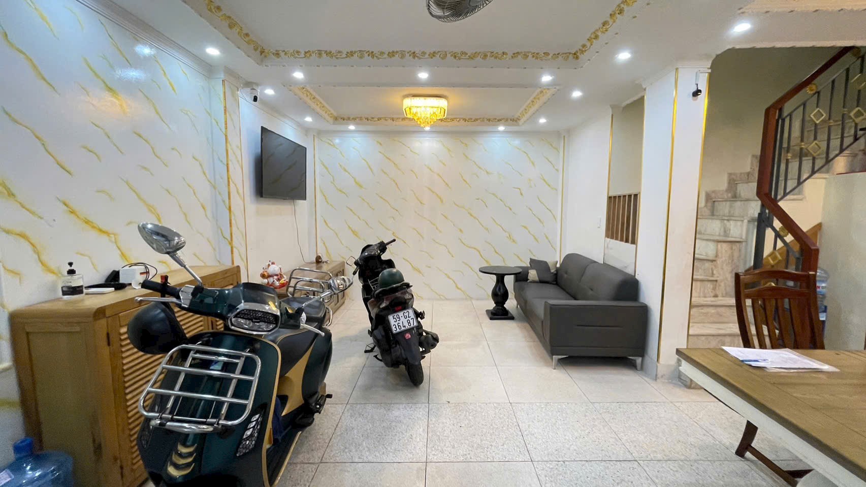 Bán Nhà Nguyễn Đình Chiểu Q.3 - 5,8m nở hậu - Hẻm 4m - Hoàn Công Đủ 3 Tầng - Chỉ Hơn 8 Tỷ Nội Thất Cao Cấp - Cô Chủ Chỉnh Chu Từng Chi Tiết