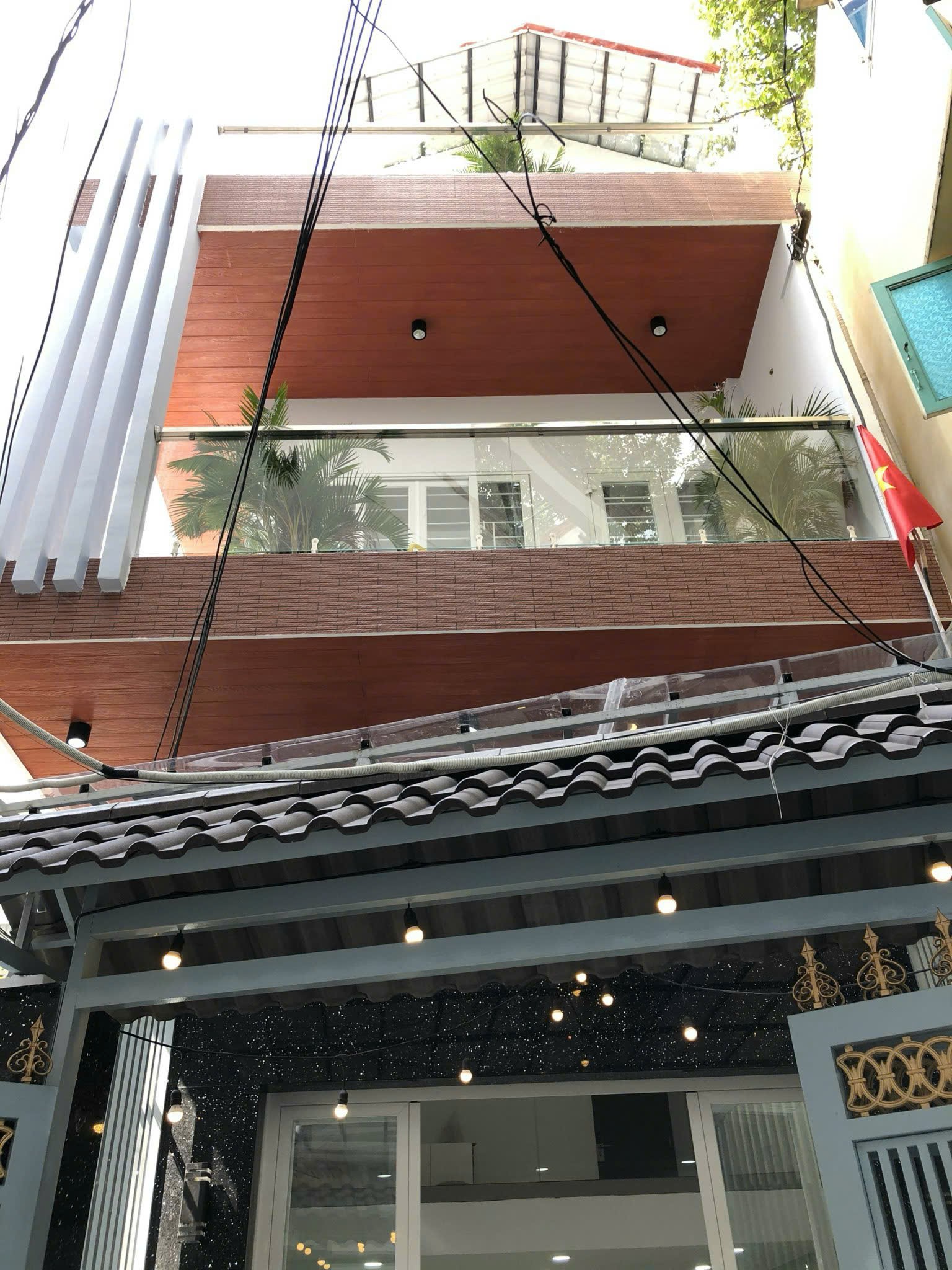 Bán Nhà Căn Góc Quận 5 - 6m Ra Mặt Tiền - 57m² - 4 Tầng - (Có Phòng Ngủ Tầng Trệt) 9,3 Tỷ Nhà Đang Cho Thuê Ổn Định 400tr/năm Nhà Ngang 3,8m Dài 15m