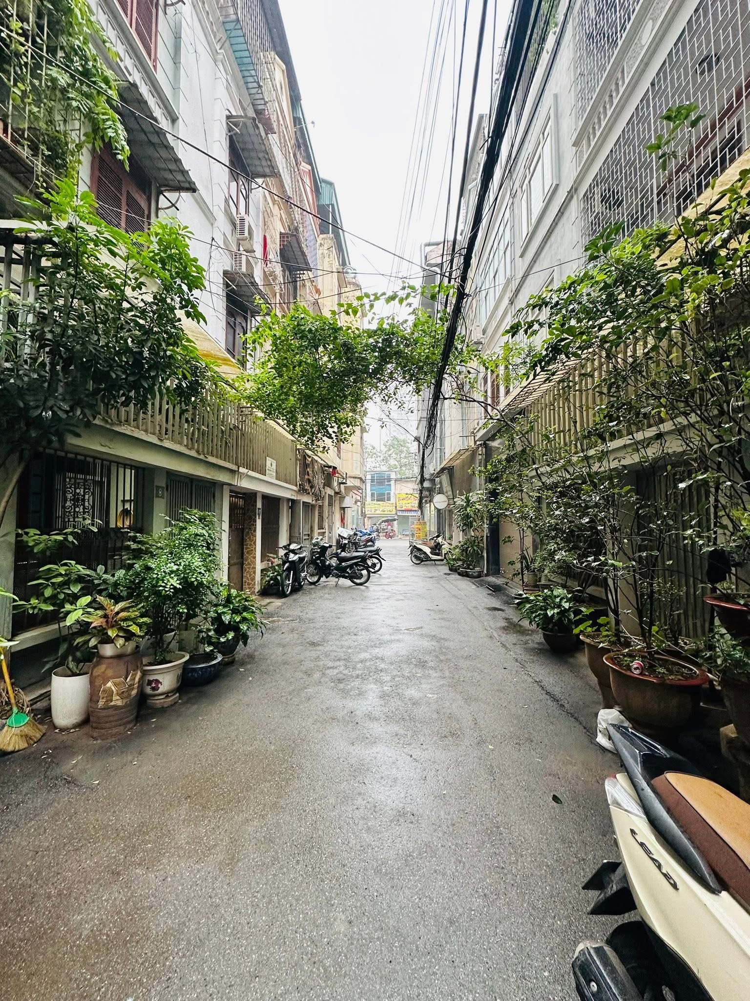 ⛩️ Nguyễn Tuân đang xôn xao tại đây, vì quá HOT! Phân lô, 3 thoáng, lô góc, sân để xe ô tô/ xe máy