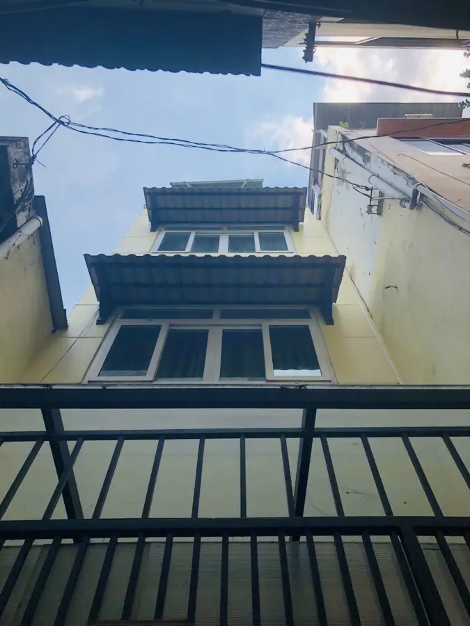 CHỦ XOẮN – BÁN GẤP – NHÀ ĐẸP TRẦN ĐÌNH XU , PHƯỜNG NGUYỄN CƯ TRINH – 25M2 – 4 TẦNG 3PN 2WC – 9.7TỶ