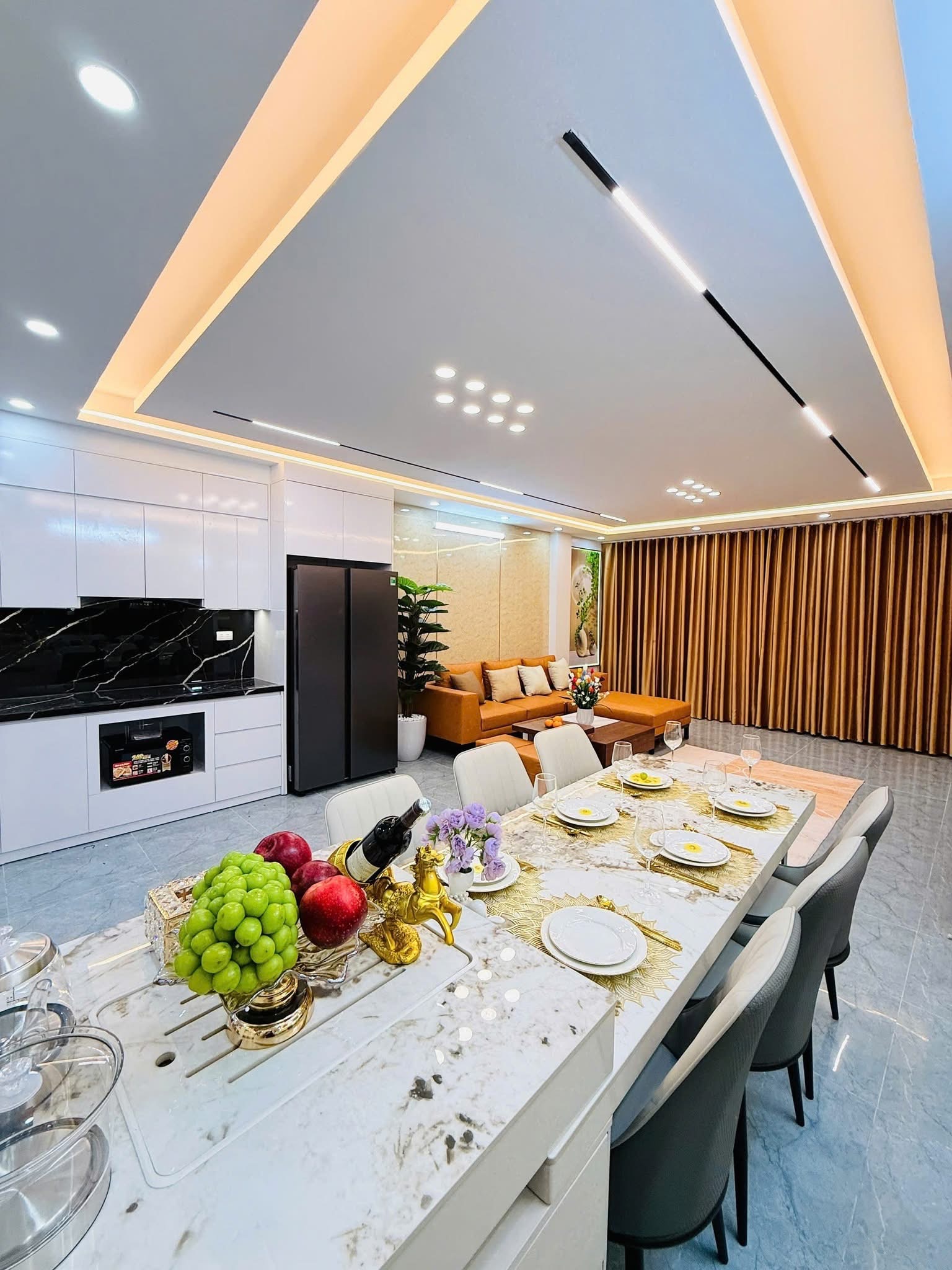 LỘC VƯỢNG MUA NHÀ ĐẠI LÀ 83 m2 x 2 TẦNG MT 4 m giá 36,5 tỷ