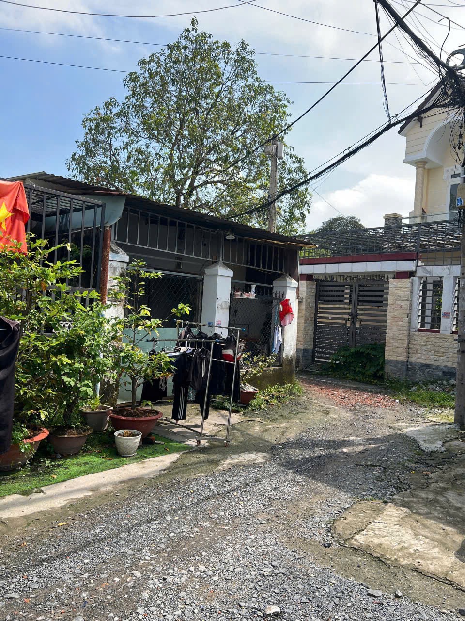 BÁN NHÀ CẤP 4 - 1 SẸC TRỊNH THỊ MIẾNG - HÓC MÔN - GIÁ 2tỷ950