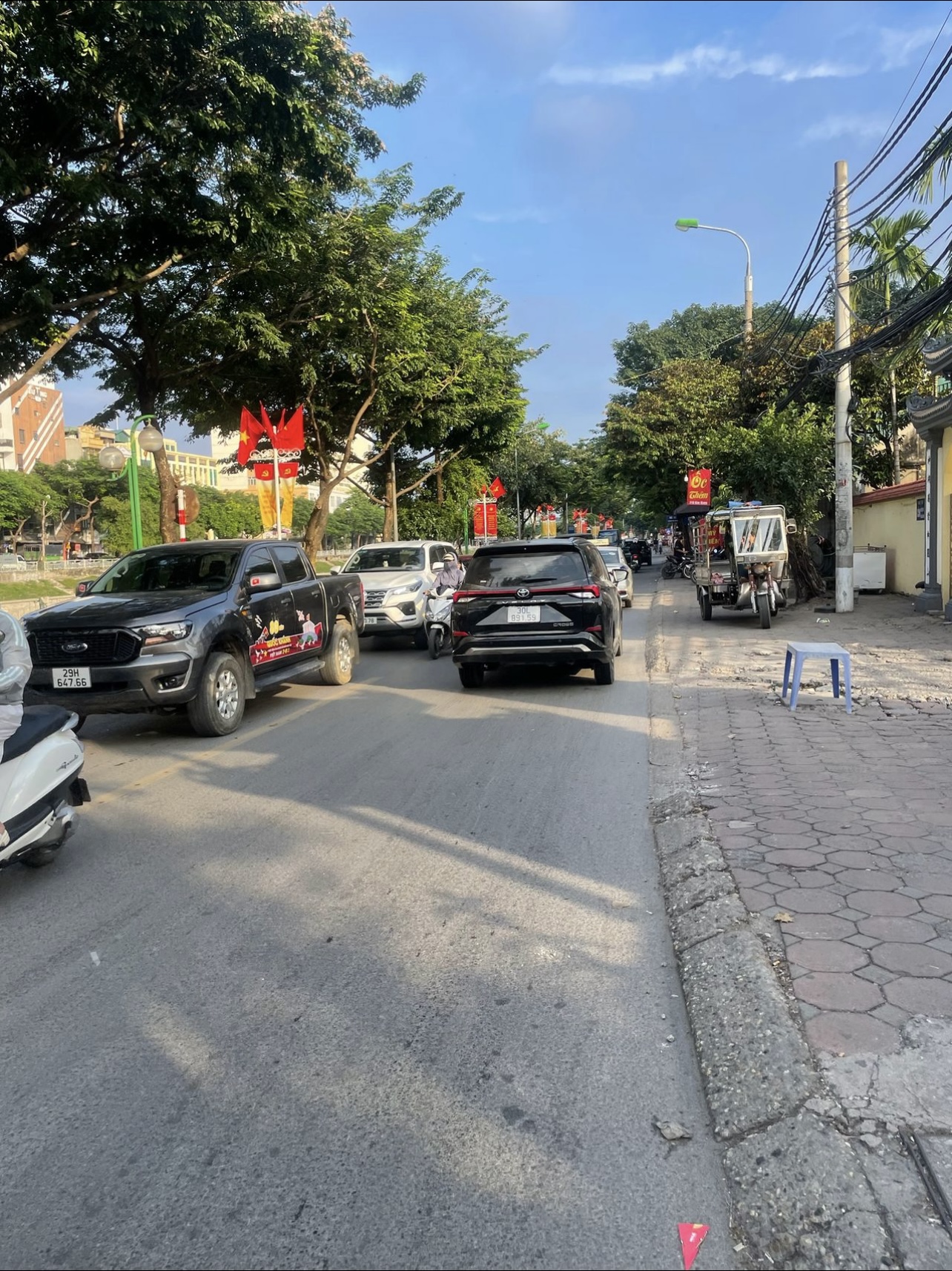 BÁN CCMN 21 PHÒNG KHÉP KÍN, 2 THOÁNG, DÒNG TIỀN CỰC KHỦNG - BA GÁC ĐỔ CỬA - 7 TẦNG, THANG MÁY NHẬP KHẨU.