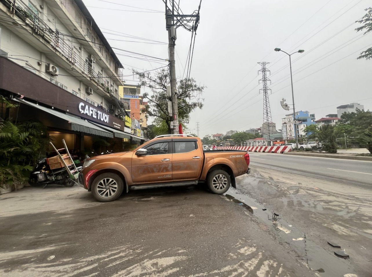 MẶT PHỐ - VIEW HỒ HOÀNG CẦU - KINH DOANH CỰC ĐỈNH - DUY NHẤT MỘT NHÀ BÁN